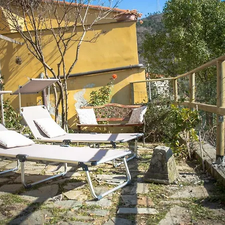 A Ca Vegia * Calice Ligure